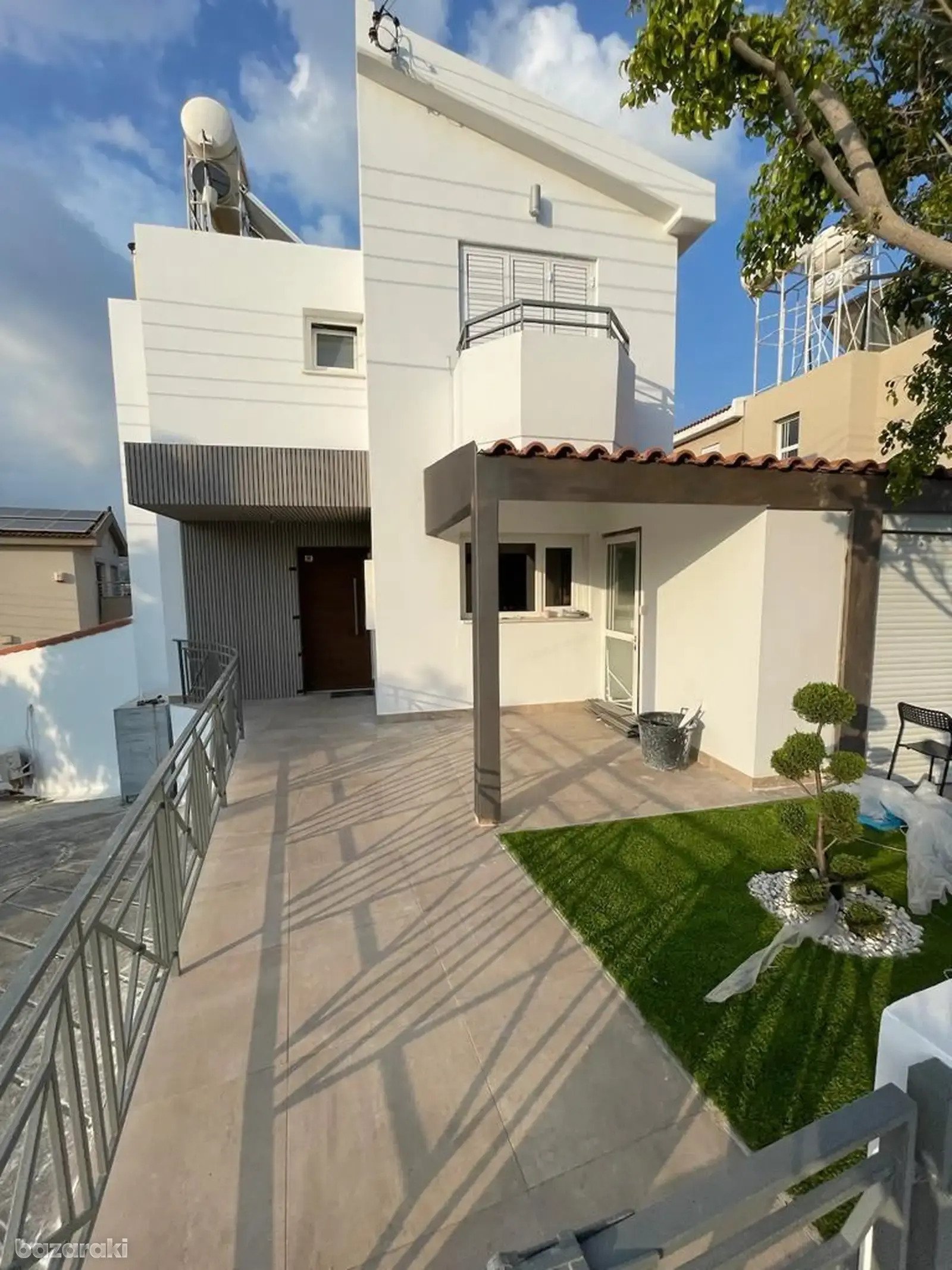 Traumhaus in Limassol – Wohnen & Arbeiten unter einem Dach! Traumhaus in Limassol – Wohnen & Arbeiten unter einem Dach!